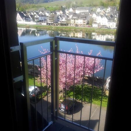 Pension Adelheid Moselhype&Wine Zell an der Mosel Luaran gambar