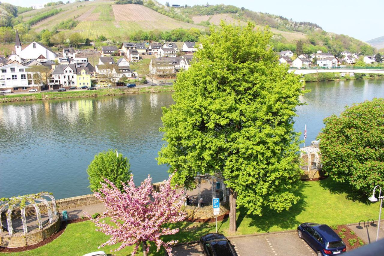 Pension Adelheid Moselhype&Wine Zell an der Mosel Luaran gambar