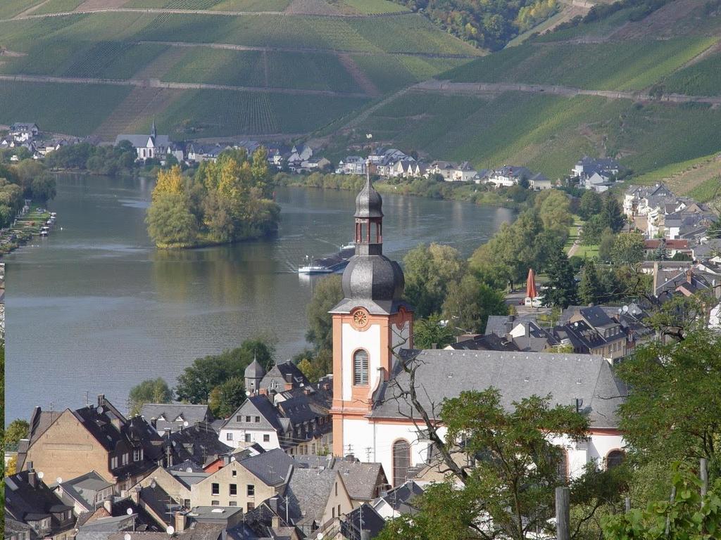 Pension Adelheid Moselhype&Wine Zell an der Mosel Luaran gambar