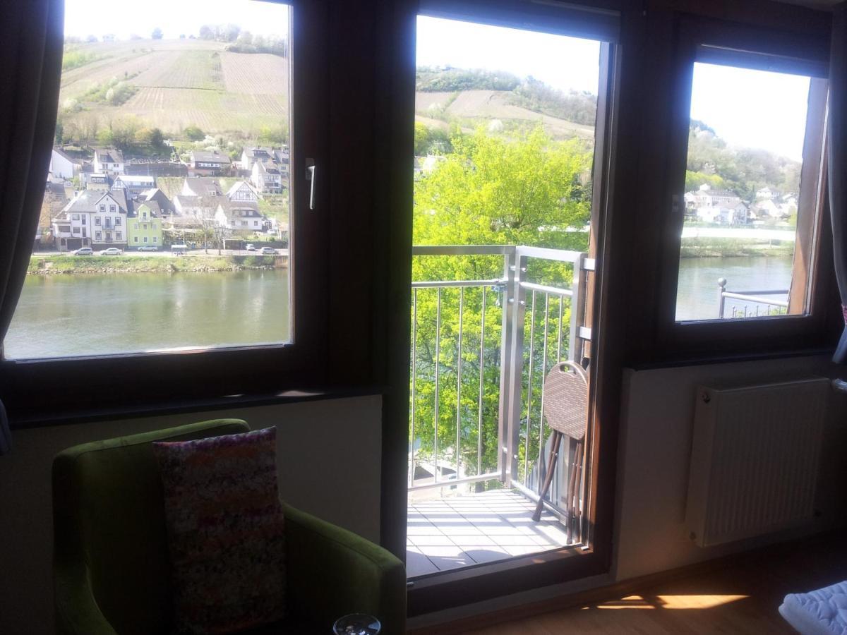 Pension Adelheid Moselhype&Wine Zell an der Mosel Luaran gambar